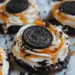 Frosted Caramel Oreo Cookies