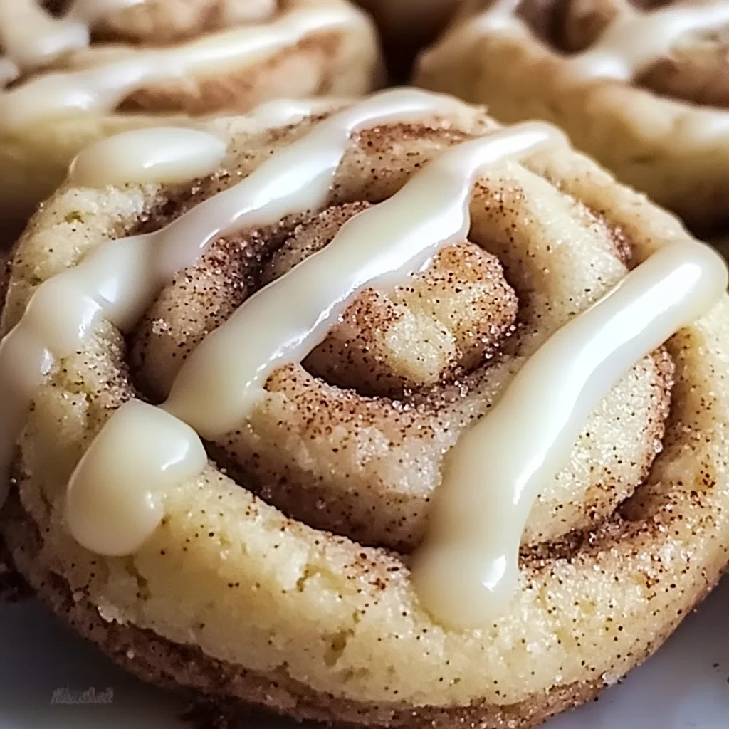 Cinnamon Roll Cheesecake Cookies